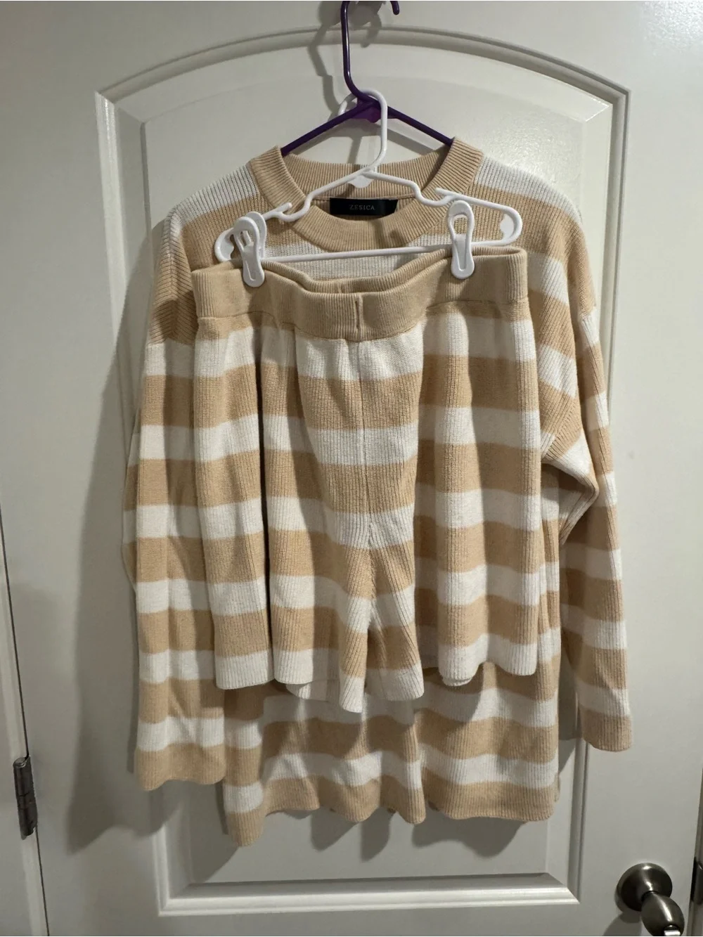 Cozy Striped Knit striped Sweater Set - Cream & Tan